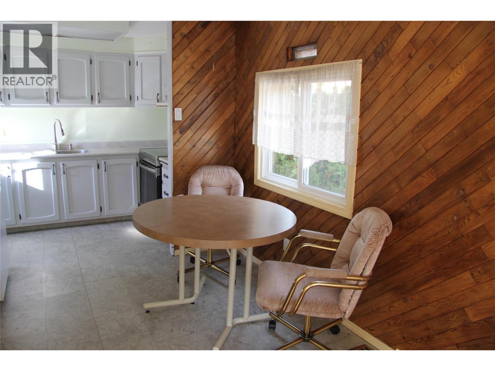 1204 Maplewood Street Unit# 6, Revelstoke, British Columbia V0E 2S2 - Photo 4 - 10366342