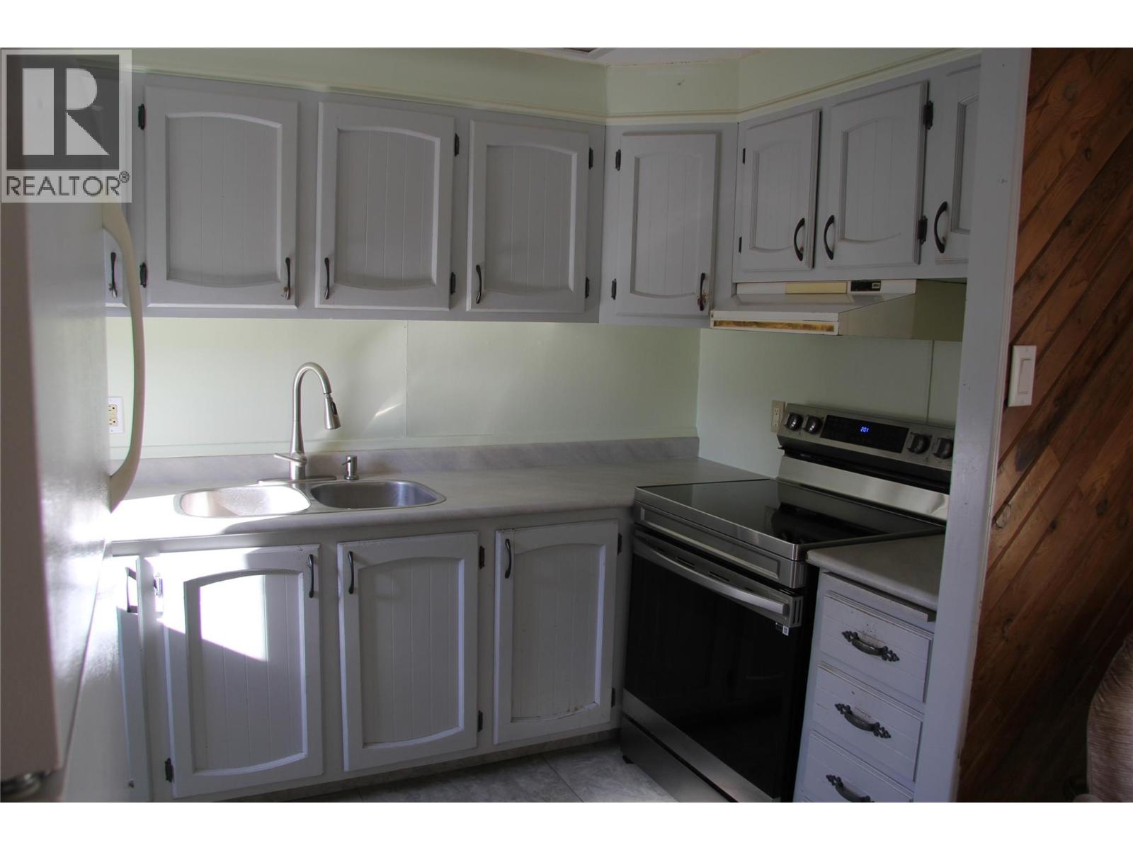 1204 Maplewood Street Unit# 6, Revelstoke, British Columbia V0E 2S2 - Photo 5 - 10366342