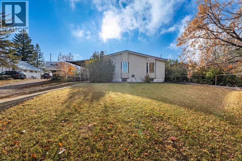 208 1 Street N, Milo, Alberta  T0L 1L0 - Photo 1 - A2264090