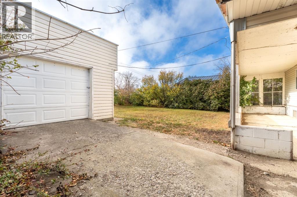 208 1 Street N, Milo, Alberta  T0L 1L0 - Photo 32 - A2264090