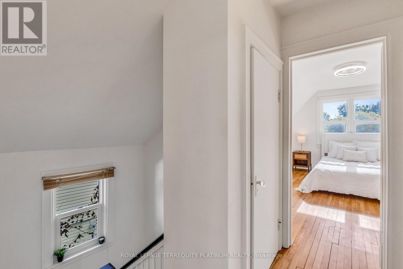 10 Locarno Avenue, Hamilton, Ontario  L8H 7H3 - Photo 20 - X12474506