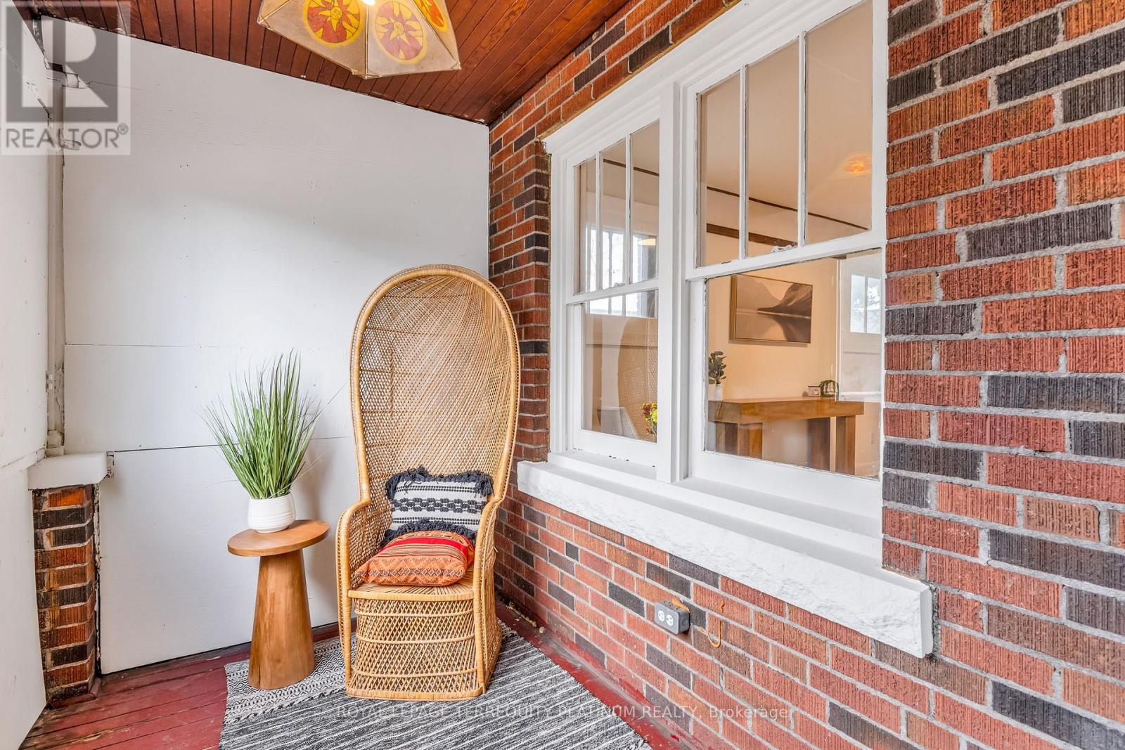10 Locarno Avenue, Hamilton, Ontario  L8H 7H3 - Photo 31 - X12474506