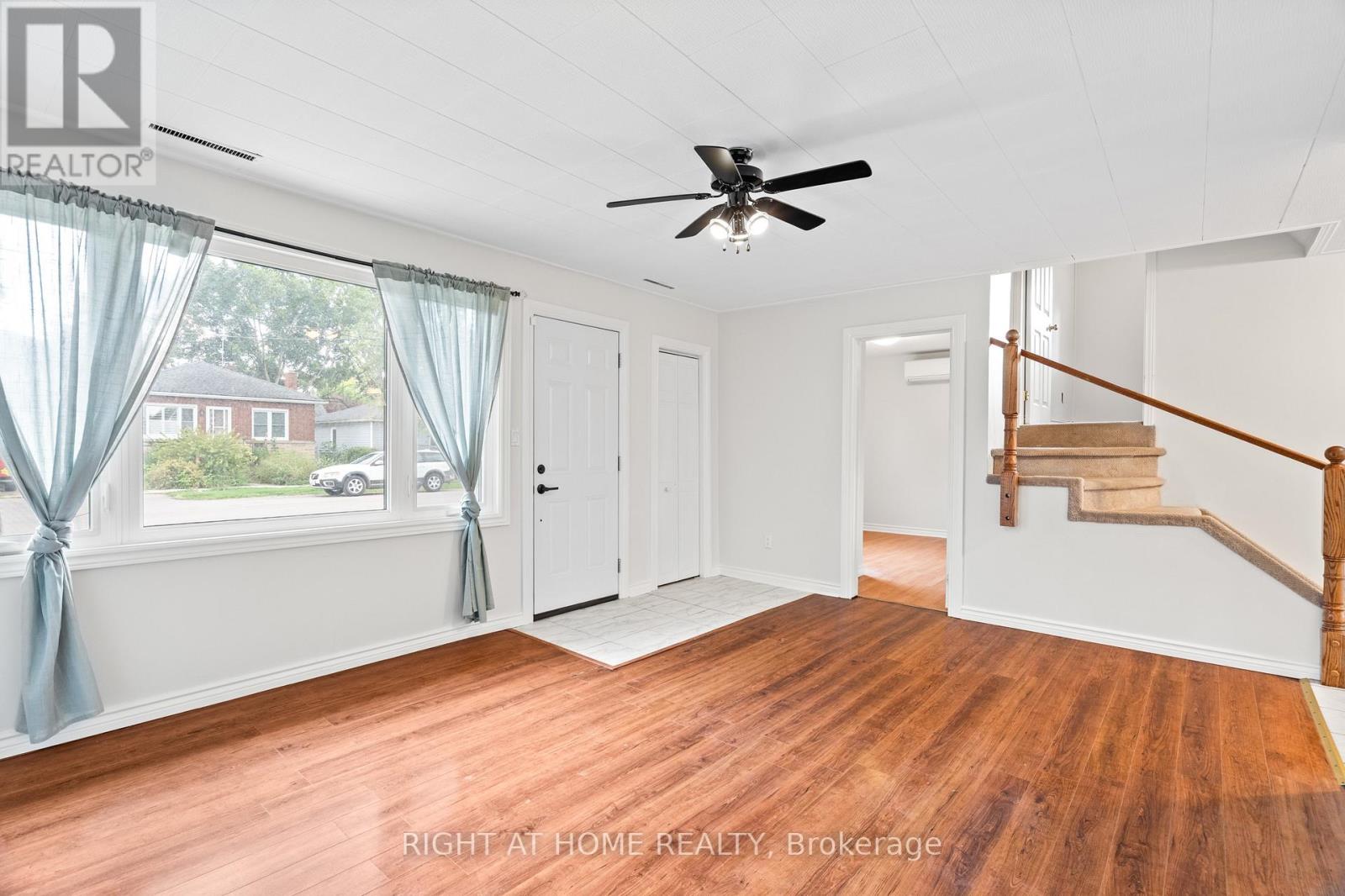 70 Powerview Avenue, St. Catharines, Ontario  L2S 1X1 - Photo 4 - X12474540