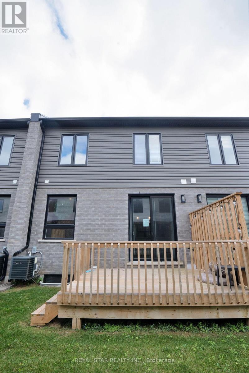 108 - 175 Doan Drive, Middlesex Centre, Ontario  N0L 1R0 - Photo 33 - X12474544