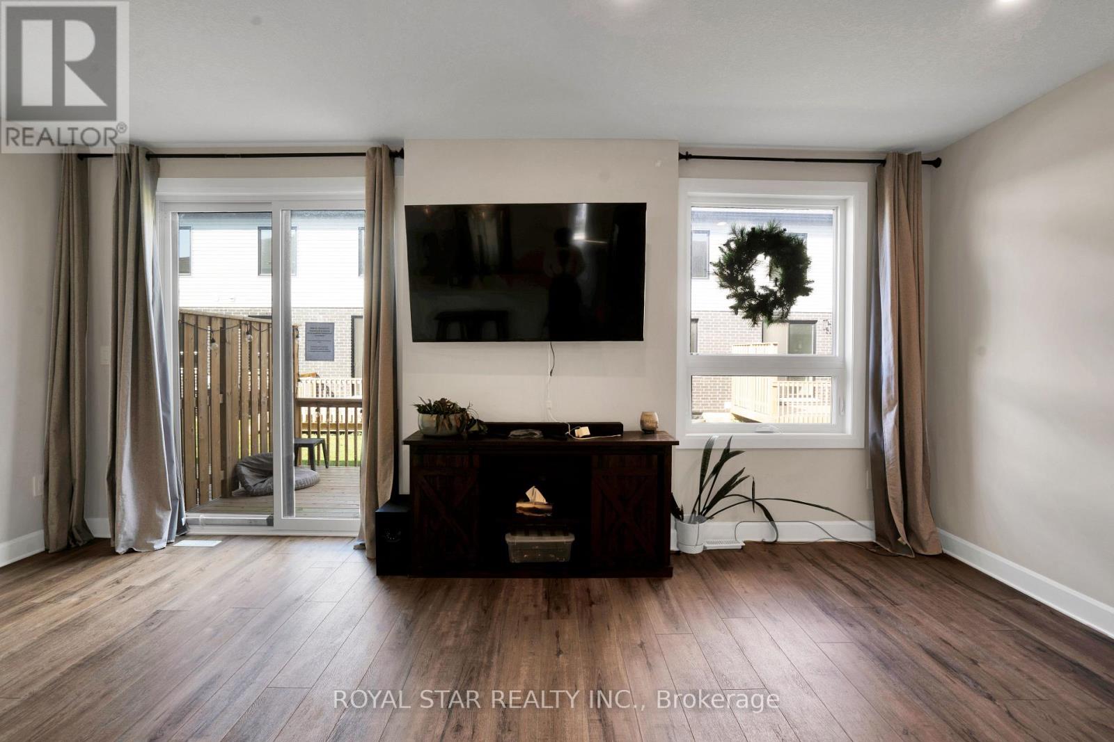 108 - 175 Doan Drive, Middlesex Centre, Ontario  N0L 1R0 - Photo 5 - X12474544