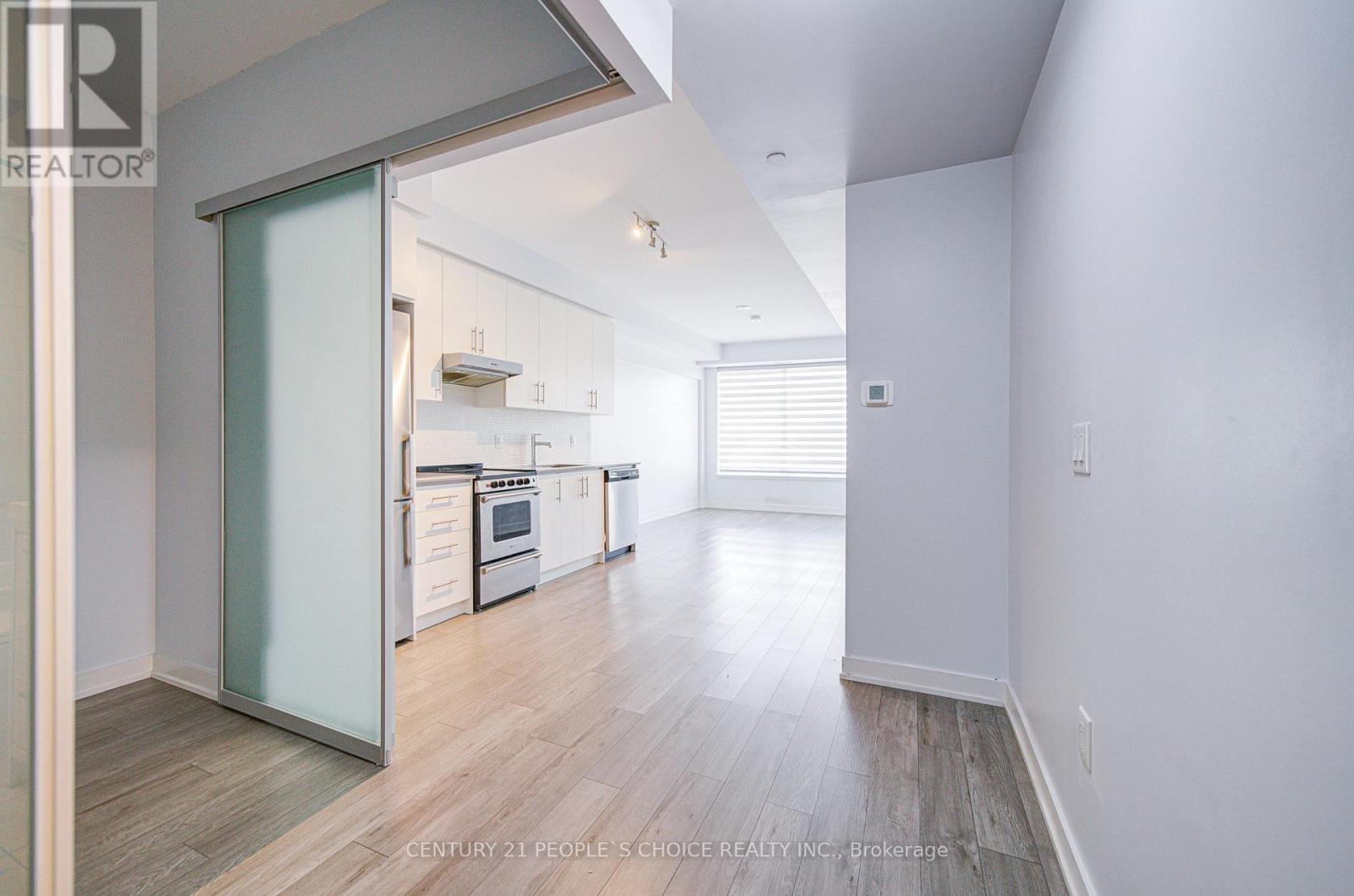 401 - 212 King William Street, Hamilton, Ontario  L8R 0A7 - Photo 12 - X12474551