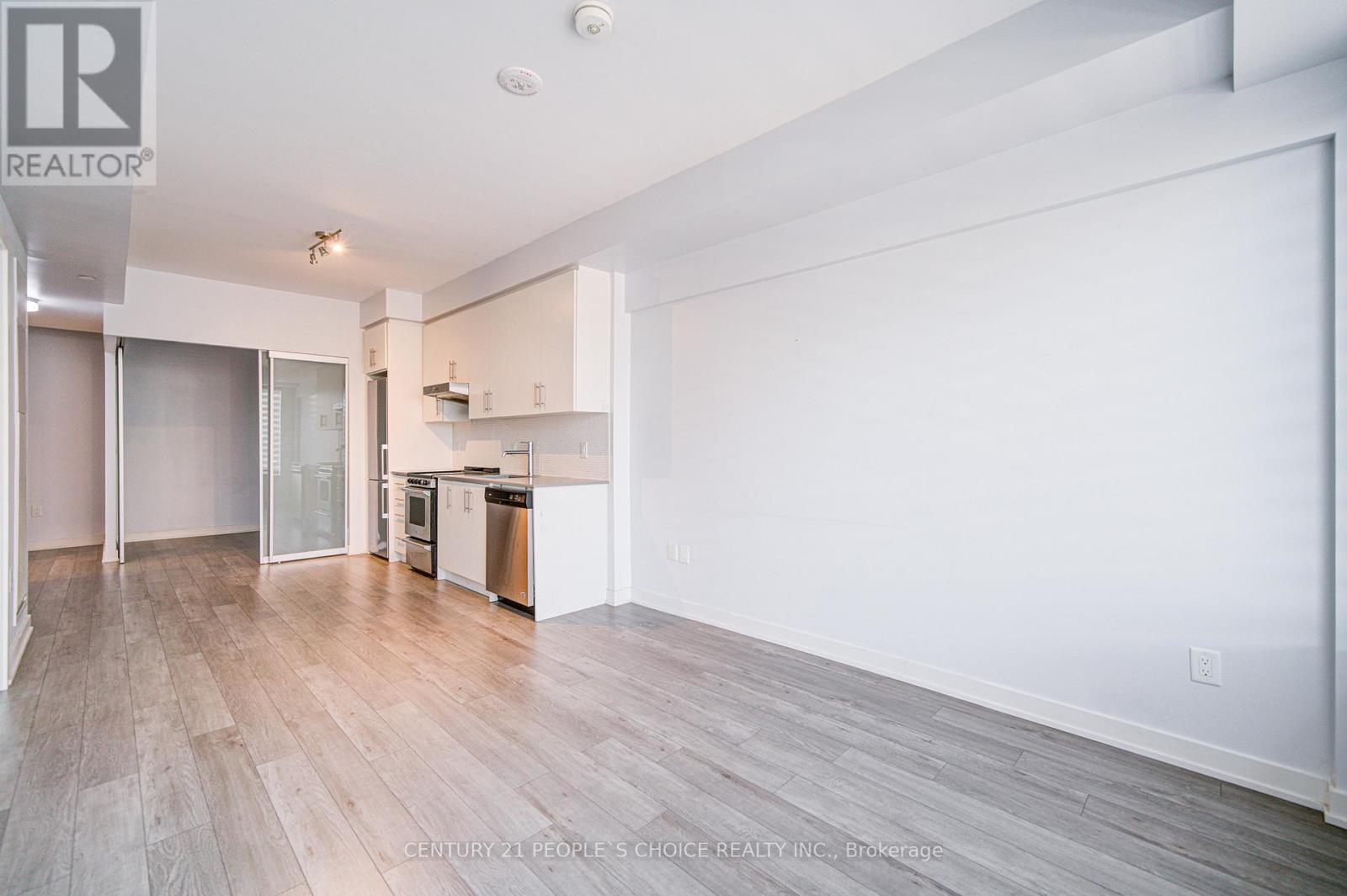 401 - 212 King William Street, Hamilton, Ontario  L8R 0A7 - Photo 22 - X12474551