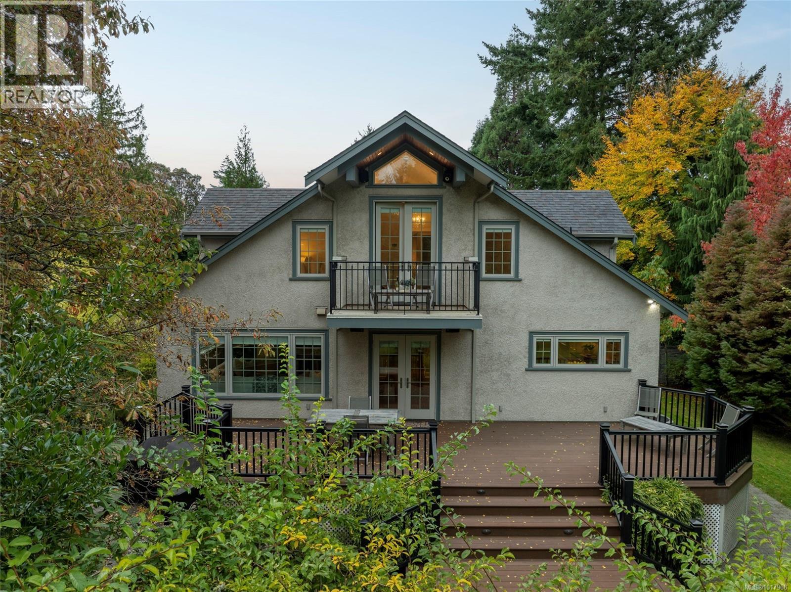 1690 Ash Rd, Saanich, British Columbia  V8N 2T5 - Photo 68 - 1017968