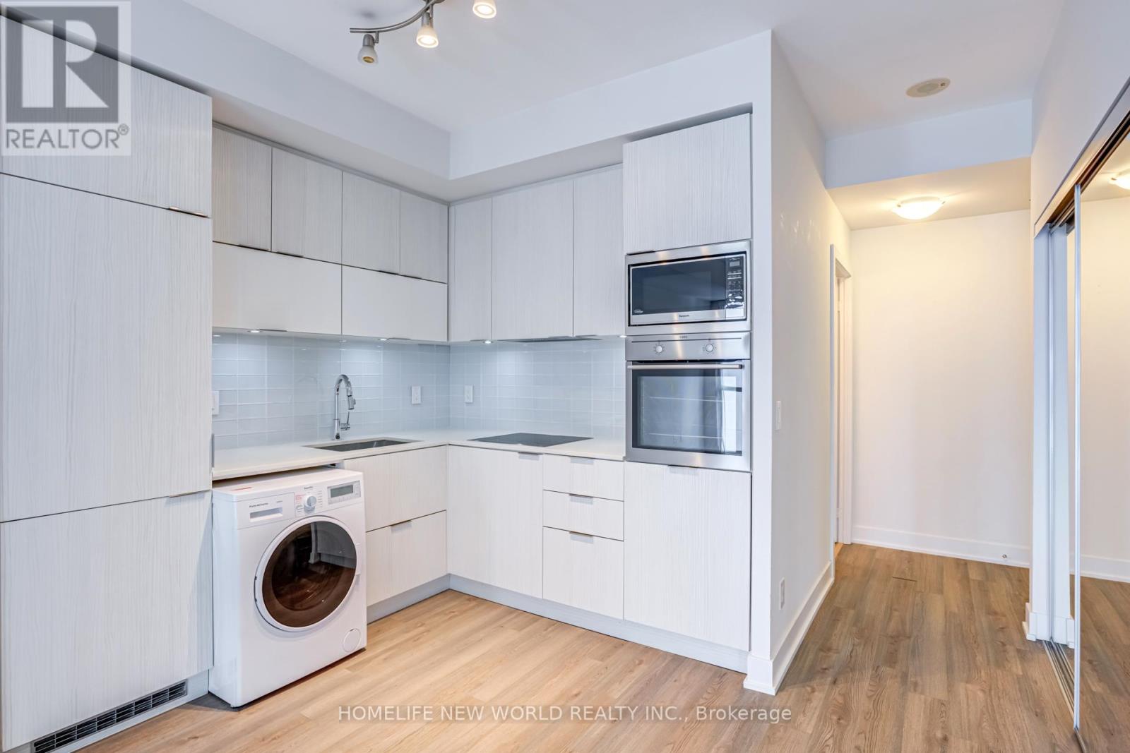 2410 - 318 Richmond Street W, Toronto, Ontario  M5V 1X2 - Photo 11 - C12474584