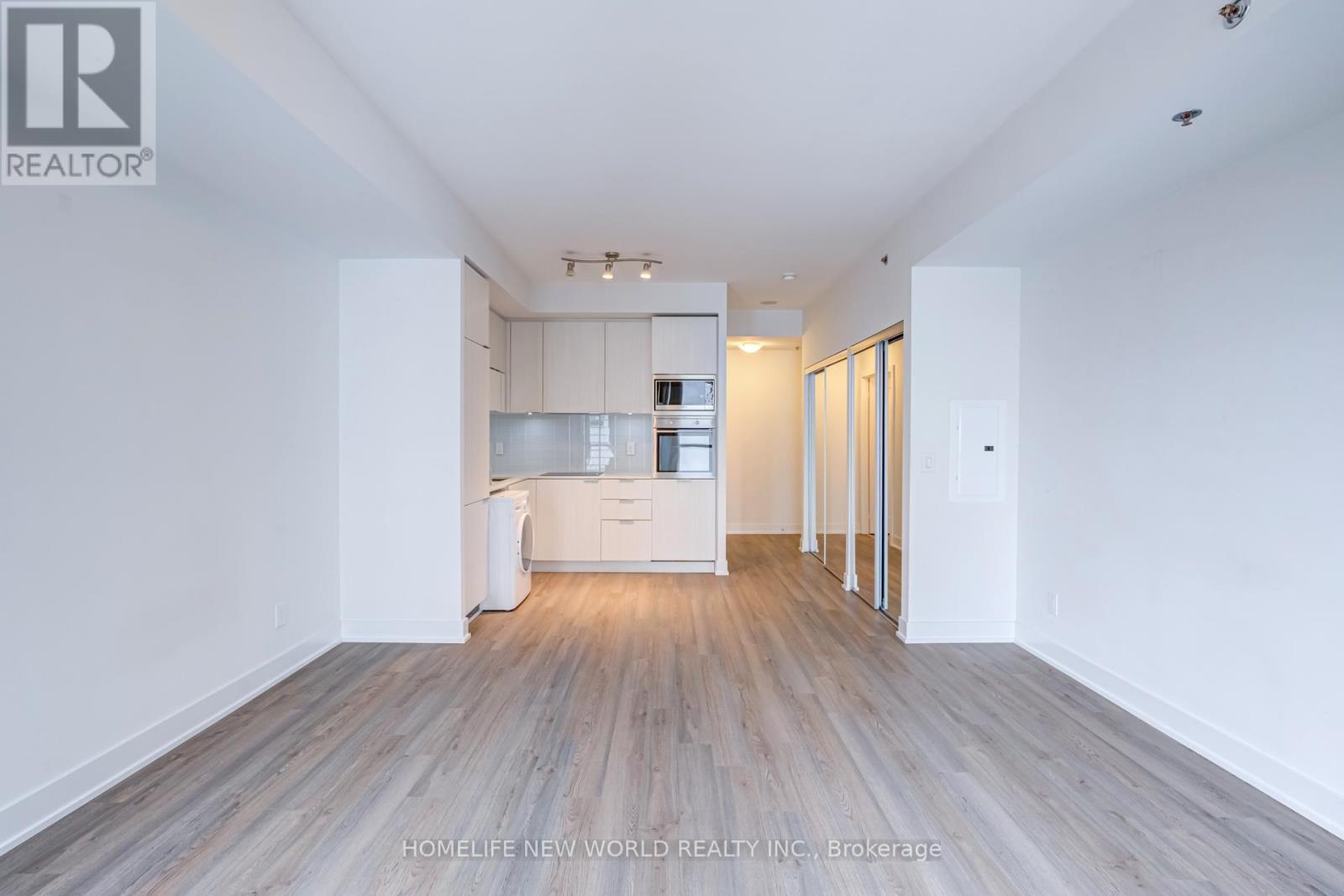 2410 - 318 Richmond Street W, Toronto, Ontario  M5V 1X2 - Photo 16 - C12474584