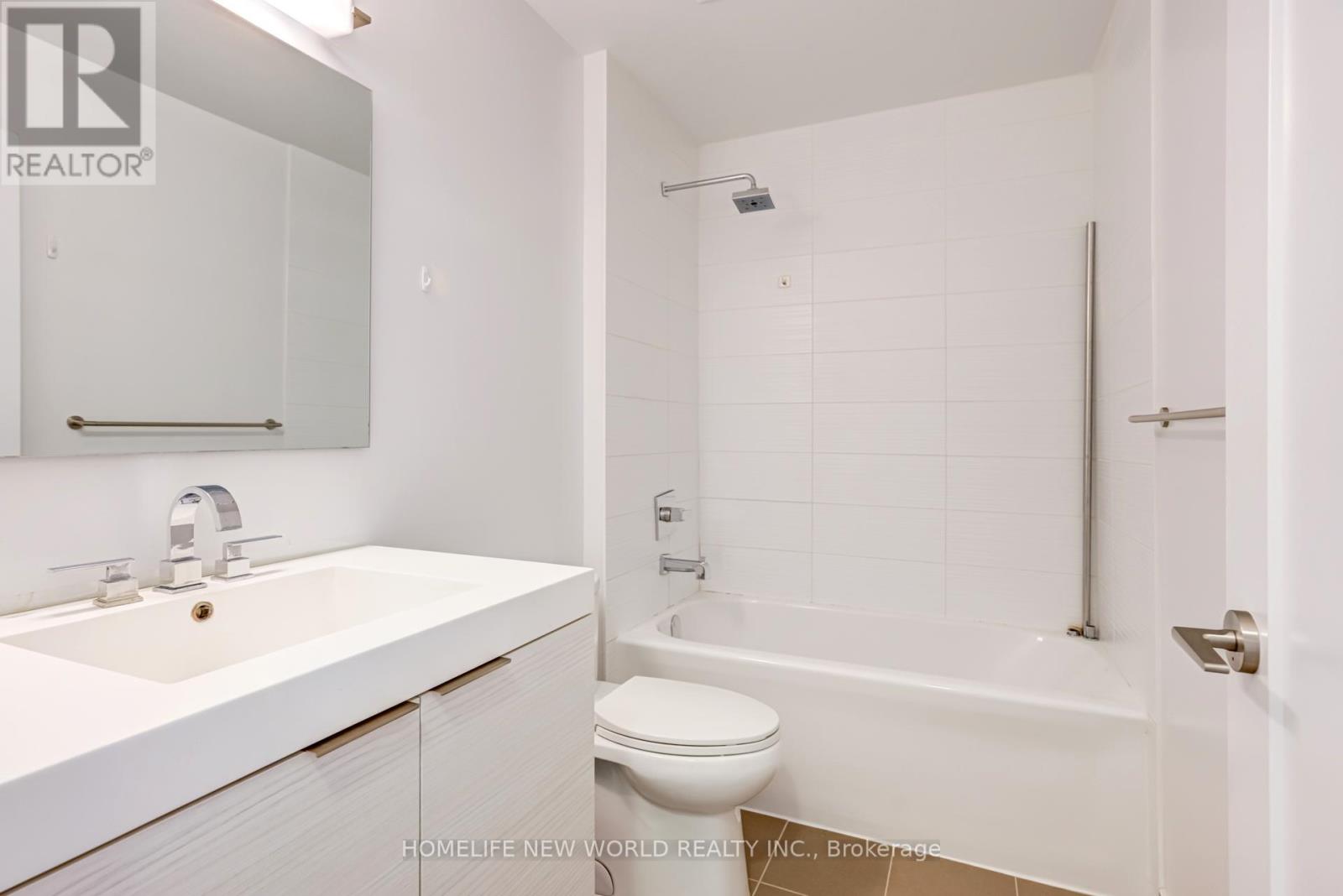 2410 - 318 Richmond Street W, Toronto, Ontario  M5V 1X2 - Photo 18 - C12474584