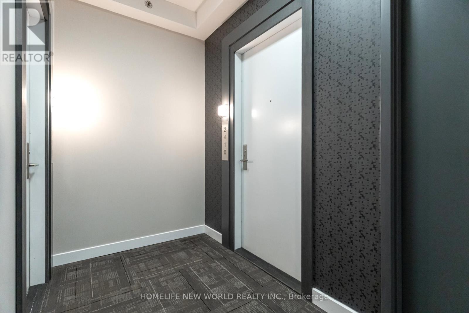 2410 - 318 Richmond Street W, Toronto, Ontario  M5V 1X2 - Photo 8 - C12474584