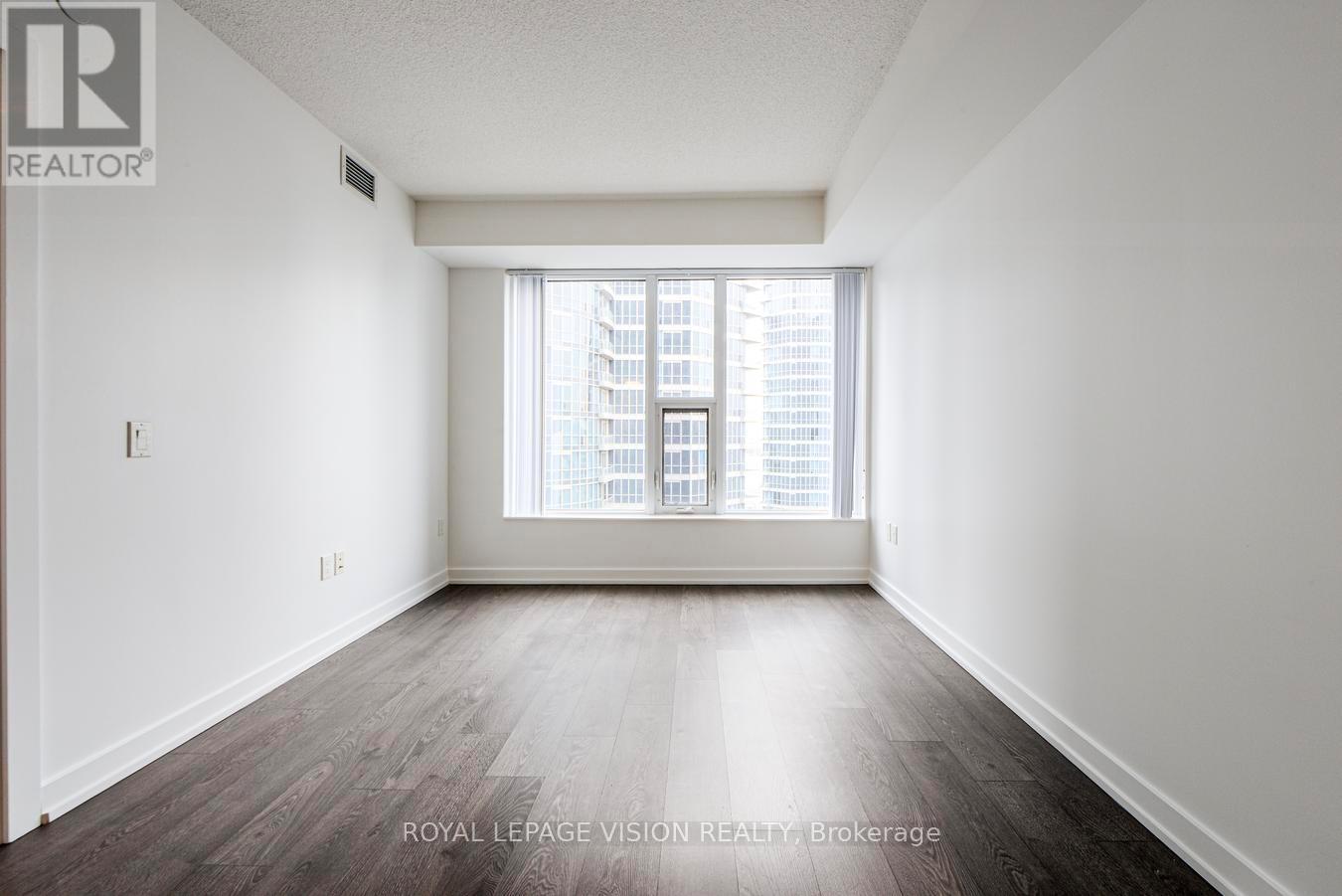 2409 - 10 York Street, Toronto, Ontario  M5J 0E1 - Photo 17 - C12474682