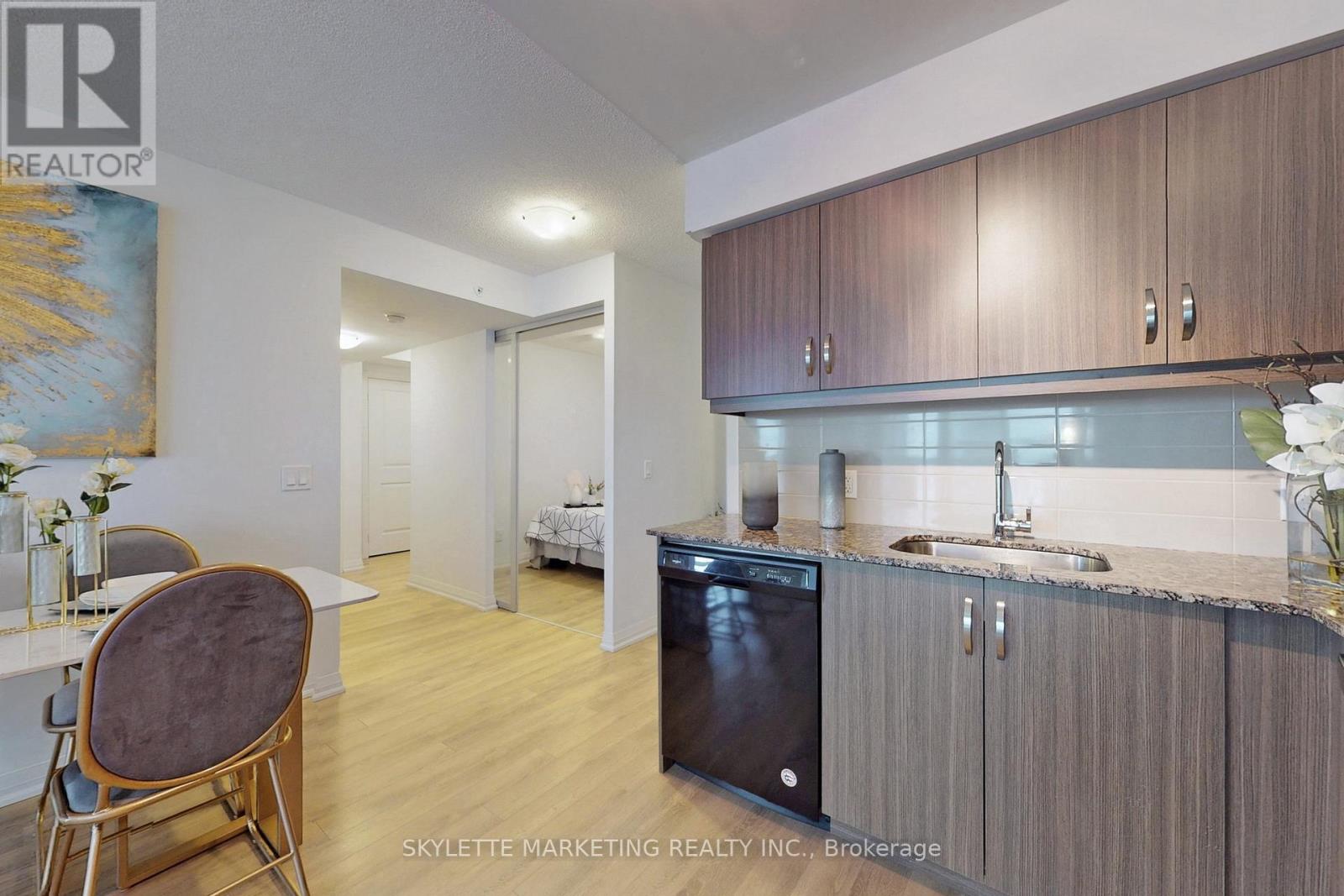 609 - 30 Meadowglen Place, Toronto, Ontario  M1G 0A6 - Photo 12 - E12474600