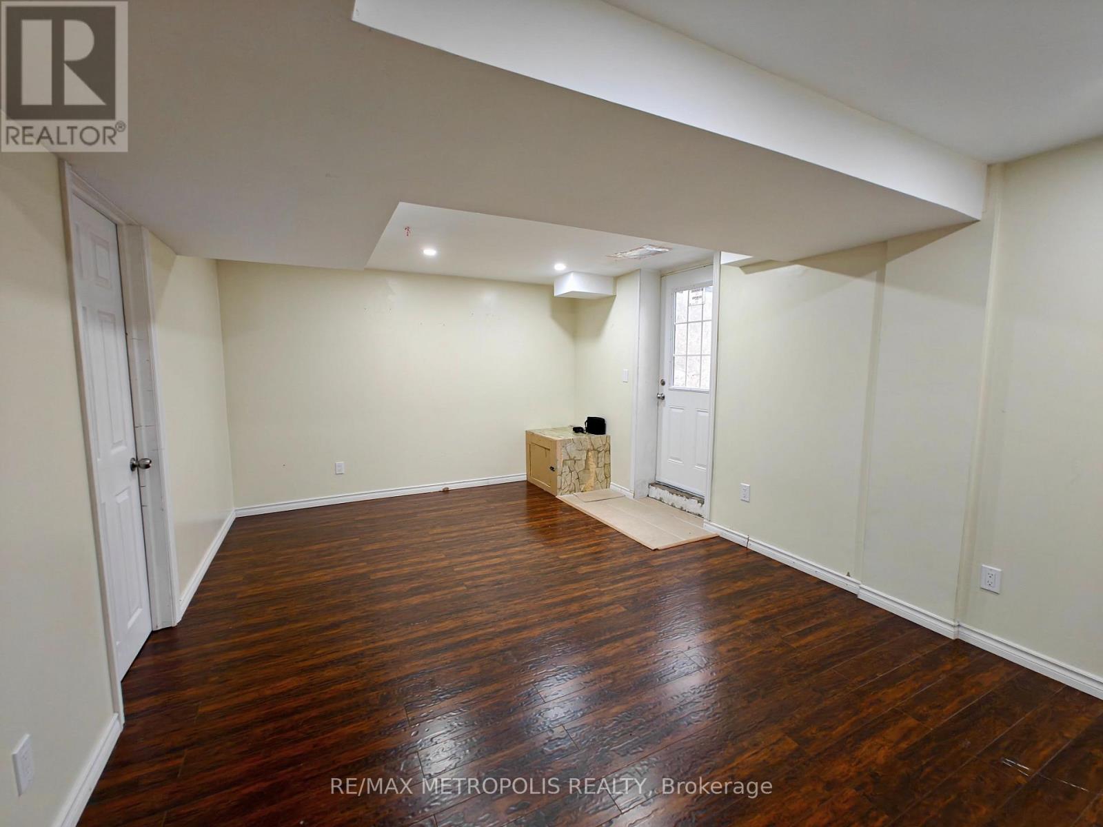 Bsmt - 20 Stockell Crescent, Ajax, Ontario  L1T 4P8 - Photo 3 - E12474629