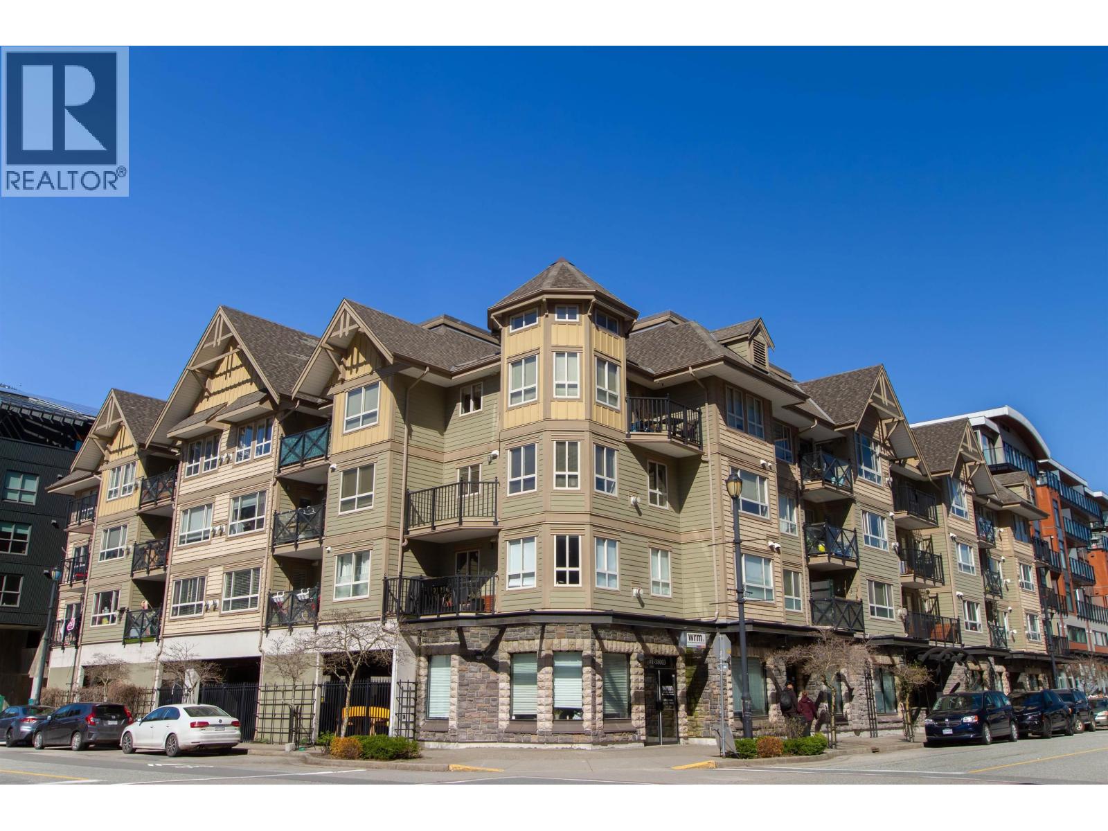 305 38003 Second Avenue, Squamish, British Columbia  V8B 0C4 - Photo 1 - R3059689