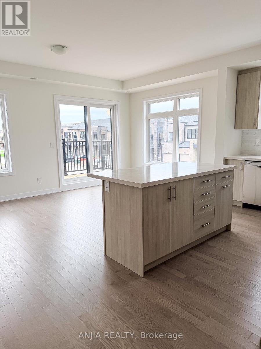21 Harvey Bunker Crescent, Markham, Ontario  L6C 3K3 - Photo 20 - N12474612