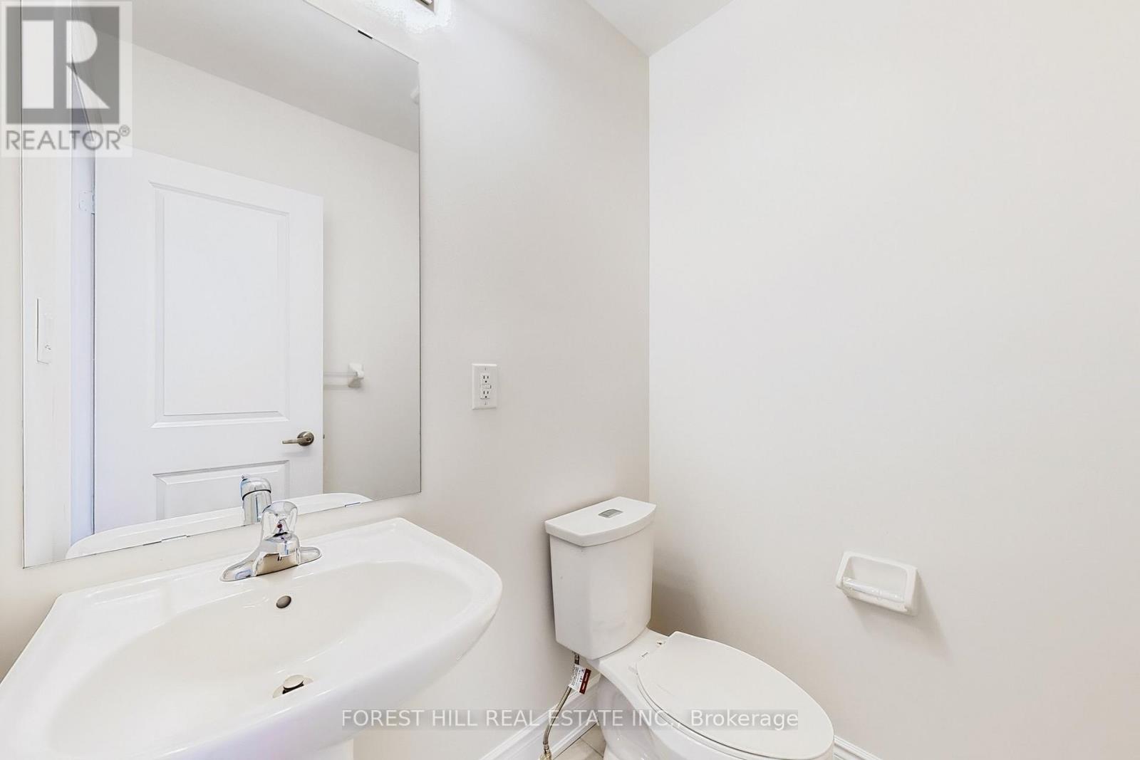 220 Tennant Circle, Vaughan, Ontario  L4H 5L5 - Photo 11 - N12474613