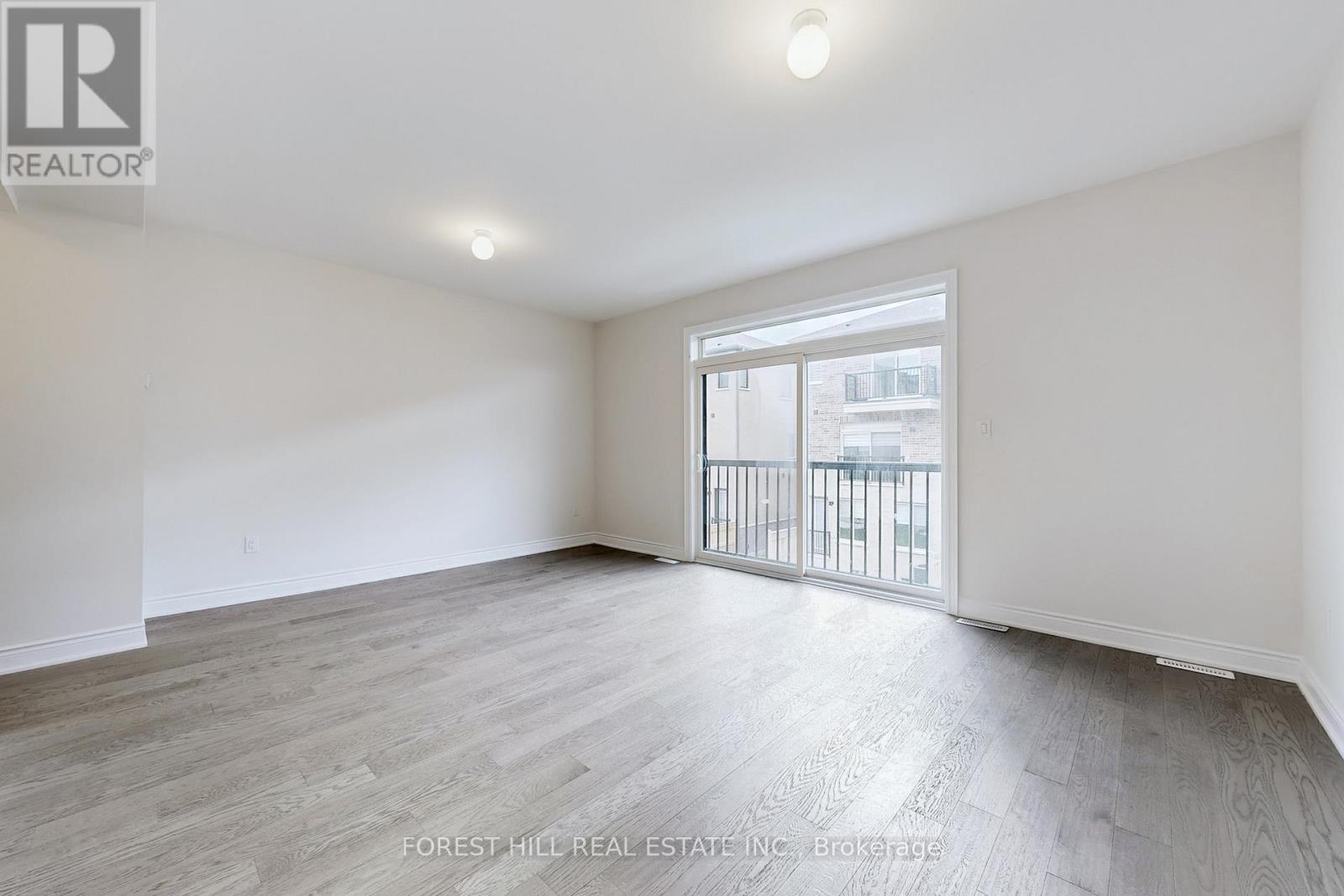 220 Tennant Circle, Vaughan, Ontario  L4H 5L5 - Photo 2 - N12474613