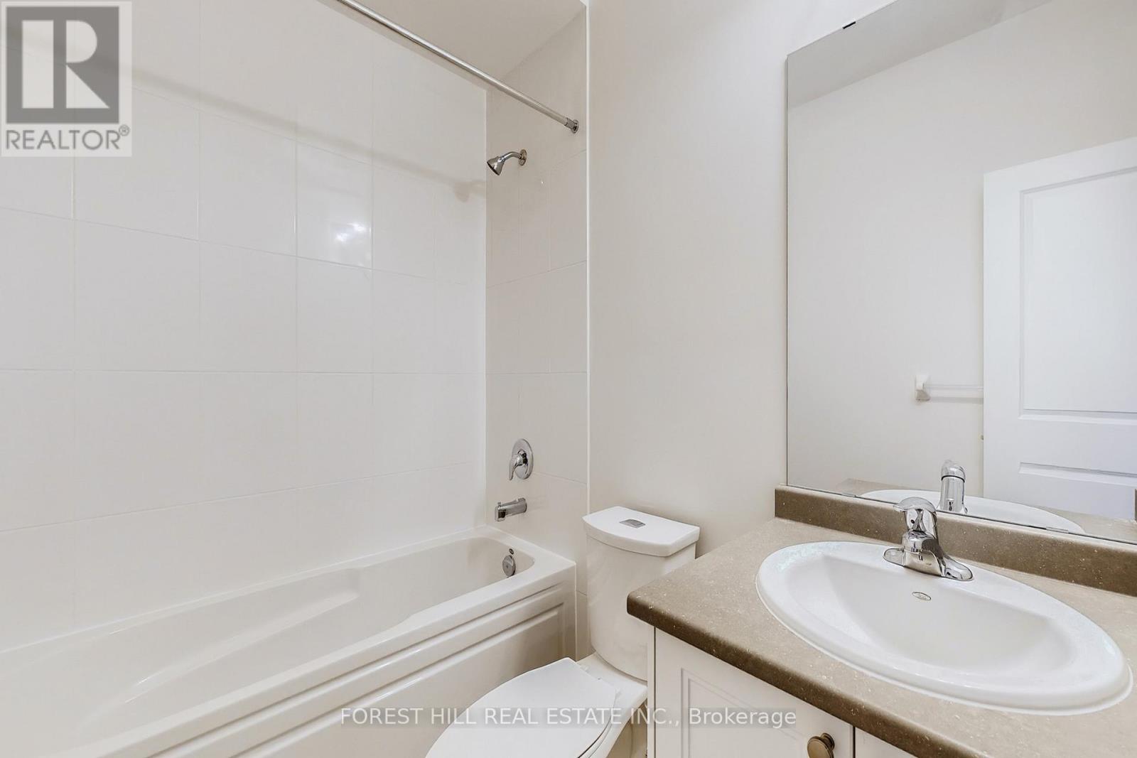 220 Tennant Circle, Vaughan, Ontario  L4H 5L5 - Photo 21 - N12474613