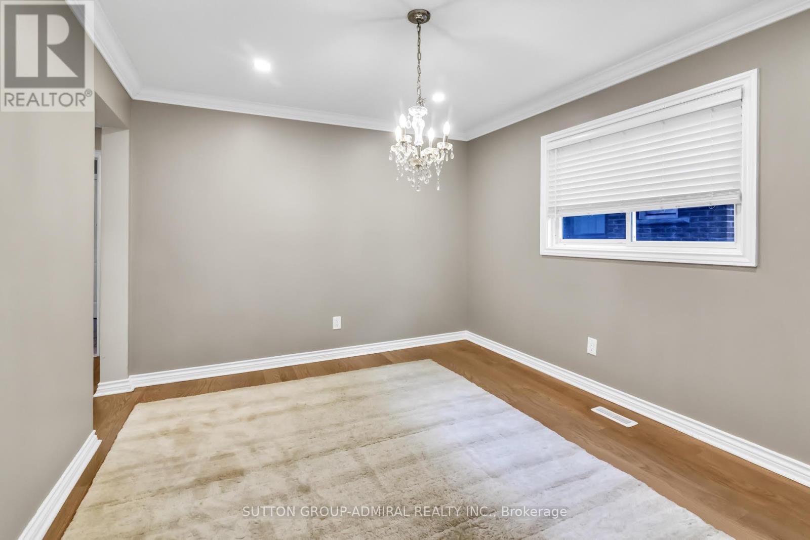 Main & 2nd - 119 Mccabe Crescent, Vaughan, Ontario  L4J 2S6 - Photo 3 - N12474660