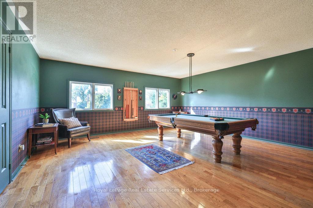 2411 Stoll Drive, Oakville, Ontario  L6J 7K9 - Photo 26 - W12474712