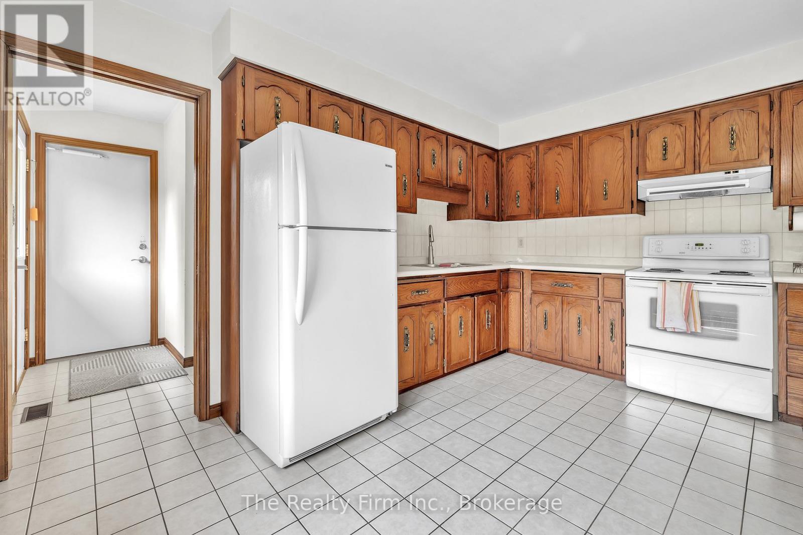 319 Robinson Street, Woodstock, Ontario  N4S 3B8 - Photo 12 - X12474705