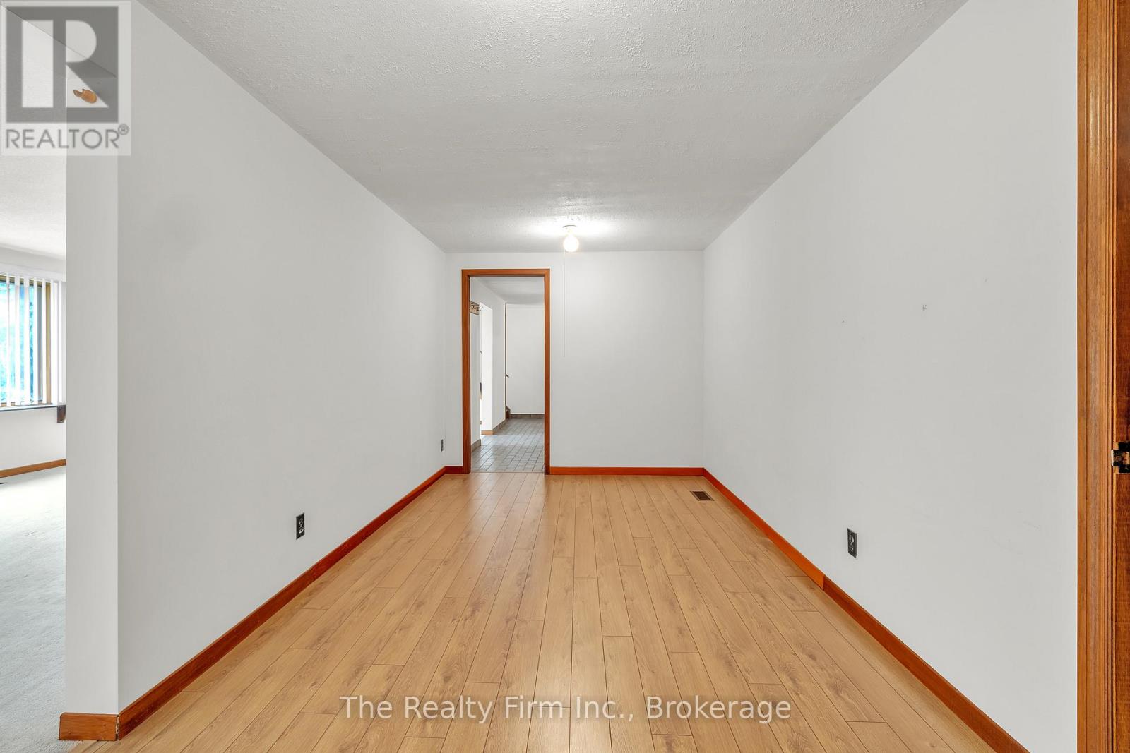 319 Robinson Street, Woodstock, Ontario  N4S 3B8 - Photo 24 - X12474705