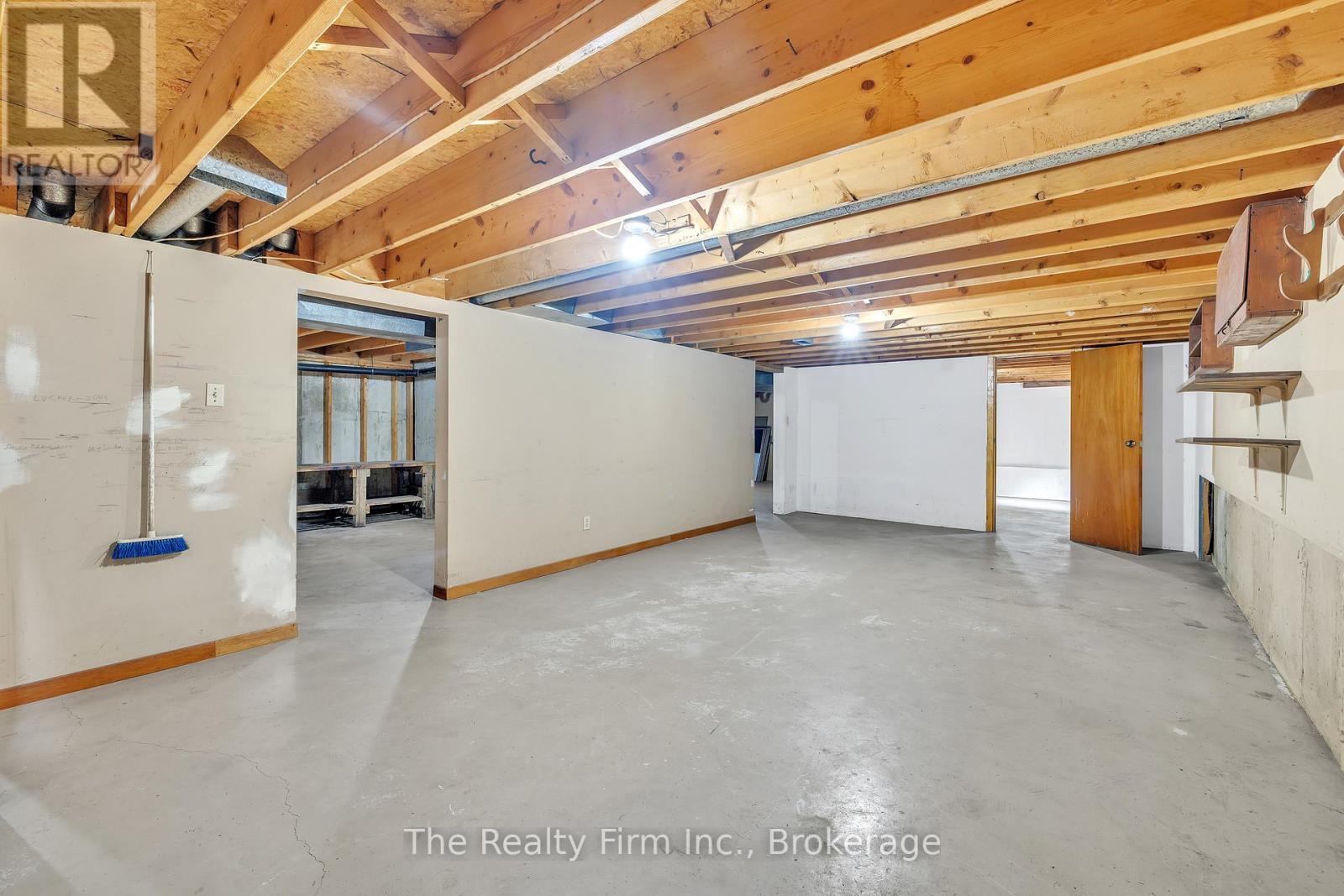 319 Robinson Street, Woodstock, Ontario  N4S 3B8 - Photo 29 - X12474705