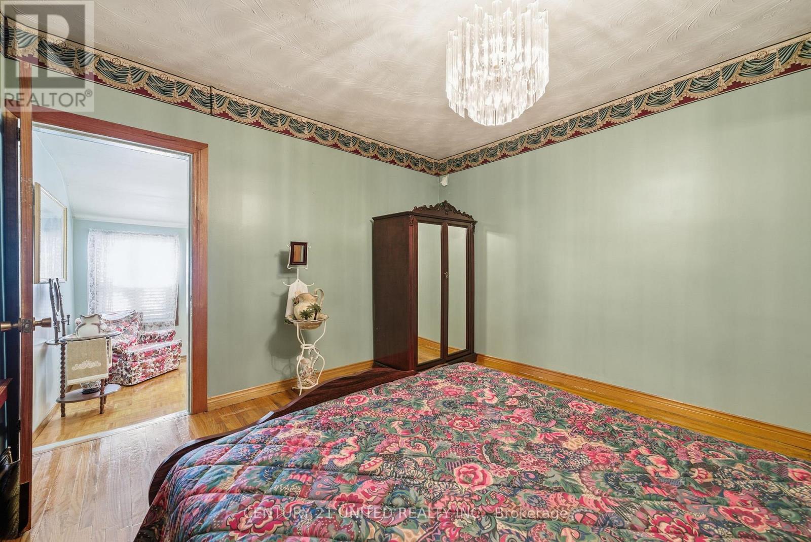 226 Palmerston Avenue, Toronto, Ontario M6J 2J4 - Photo 19 - C12474713