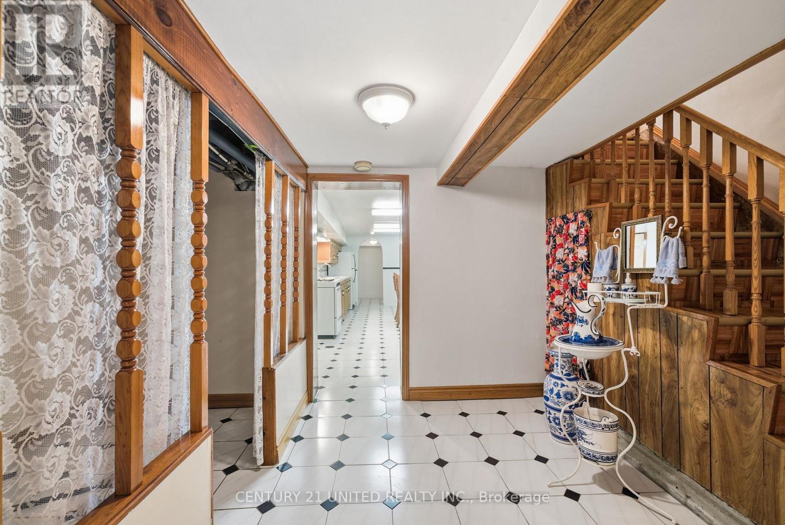 226 Palmerston Avenue, Toronto, Ontario M6J 2J4 - Photo 35 - C12474713