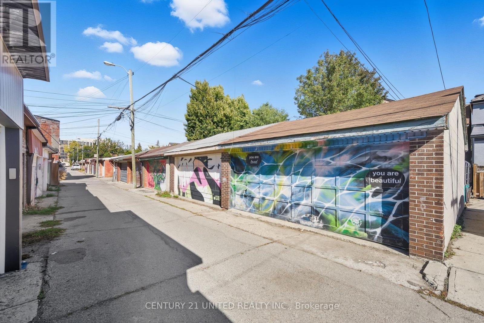 226 Palmerston Avenue, Toronto, Ontario M6J 2J4 - Photo 45 - C12474713