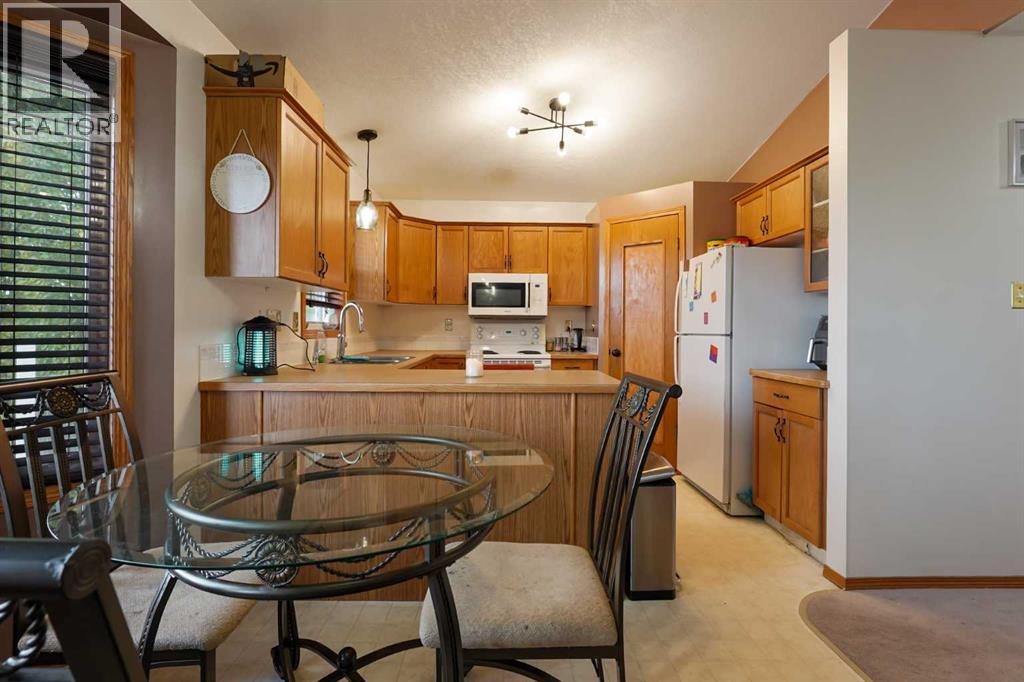 1114 24 Avenue, Coaldale, Alberta  T1M 1P2 - Photo 9 - A2265803