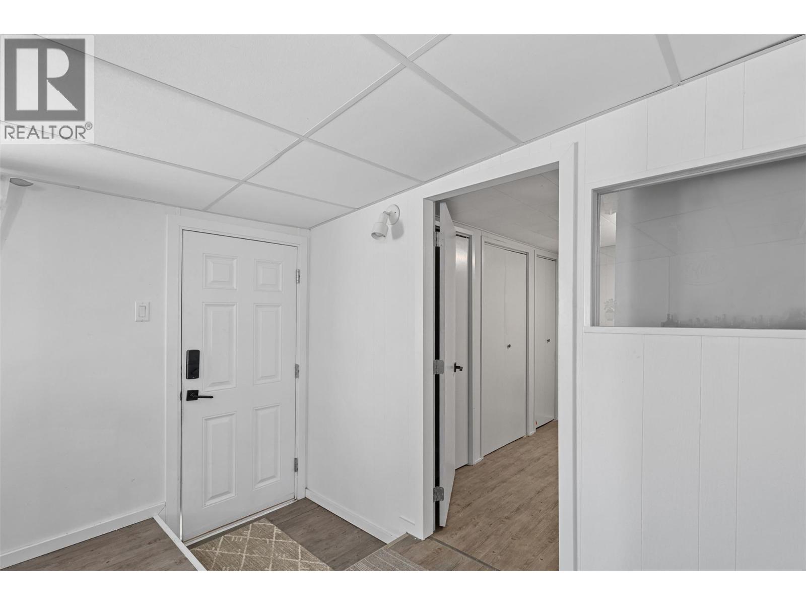 7155 Dallas Drive Unit# E9, Kamloops, British Columbia  V2C 4T1 - Photo 3 - 10366423