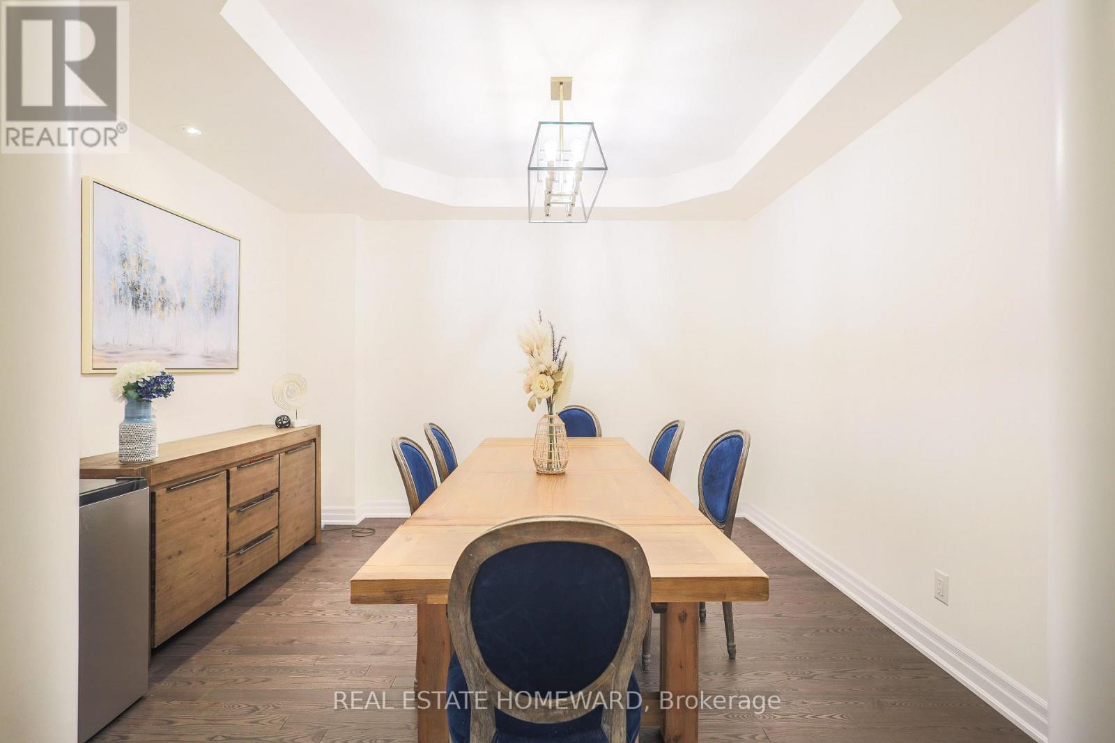 9 Dancing Waters Road, Brampton, Ontario  L6Y 6B5 - Photo 11 - W12474556