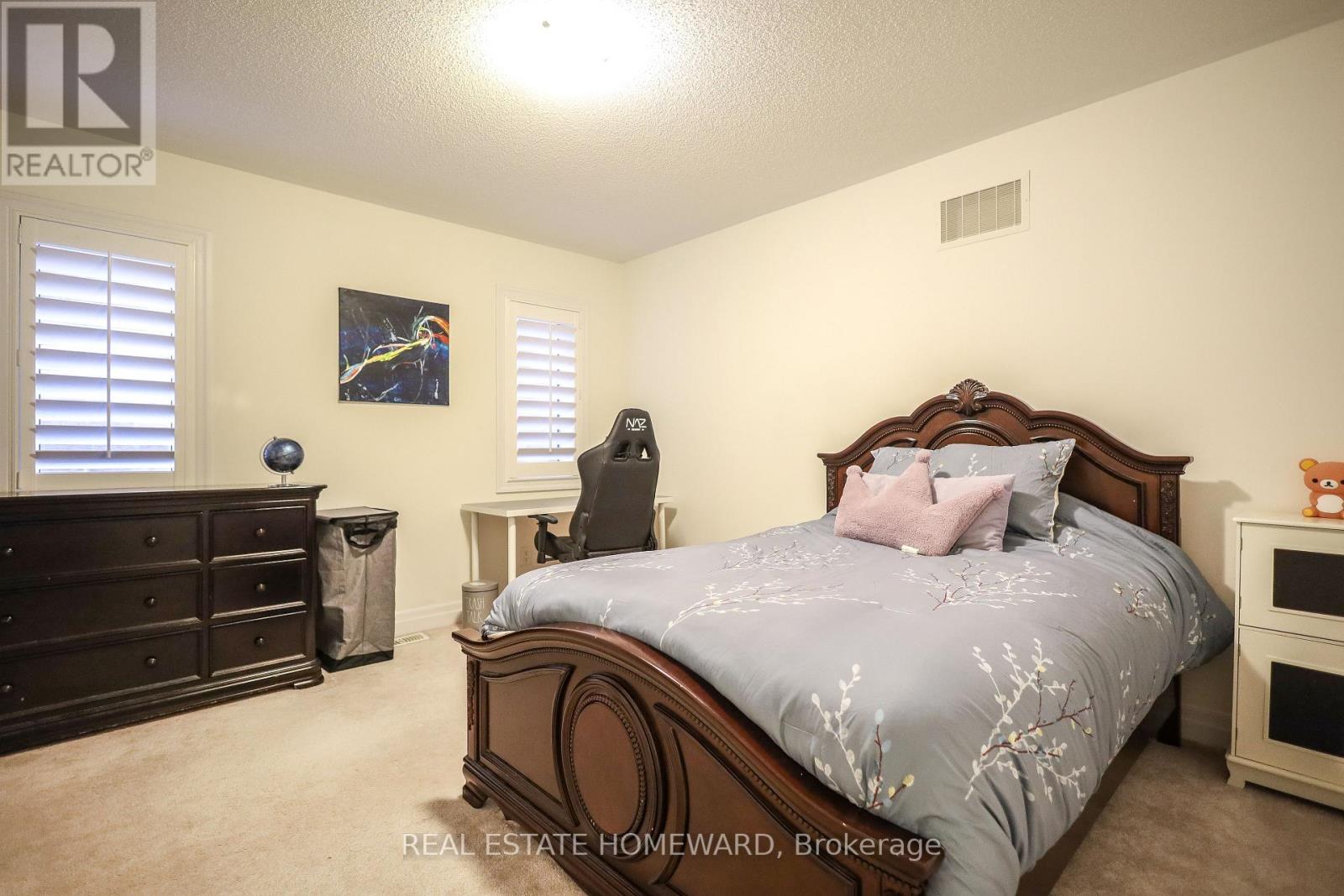 9 Dancing Waters Road, Brampton, Ontario  L6Y 6B5 - Photo 24 - W12474556