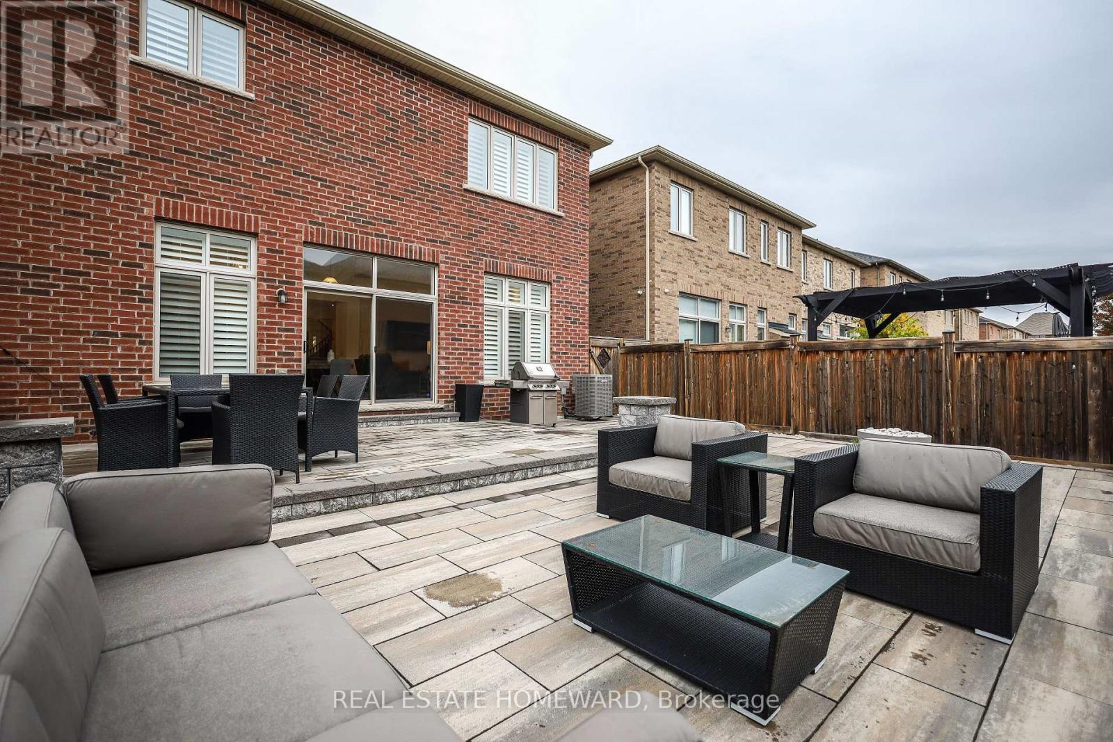 9 Dancing Waters Road, Brampton, Ontario  L6Y 6B5 - Photo 34 - W12474556