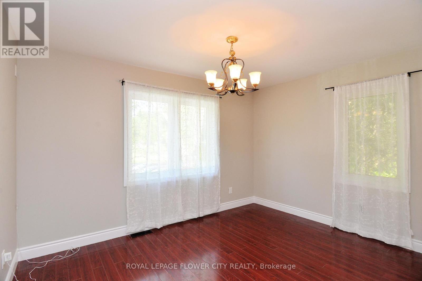 15790 Mississauga Road, Caledon, Ontario  L7C 1W8 - Photo 11 - W12474575