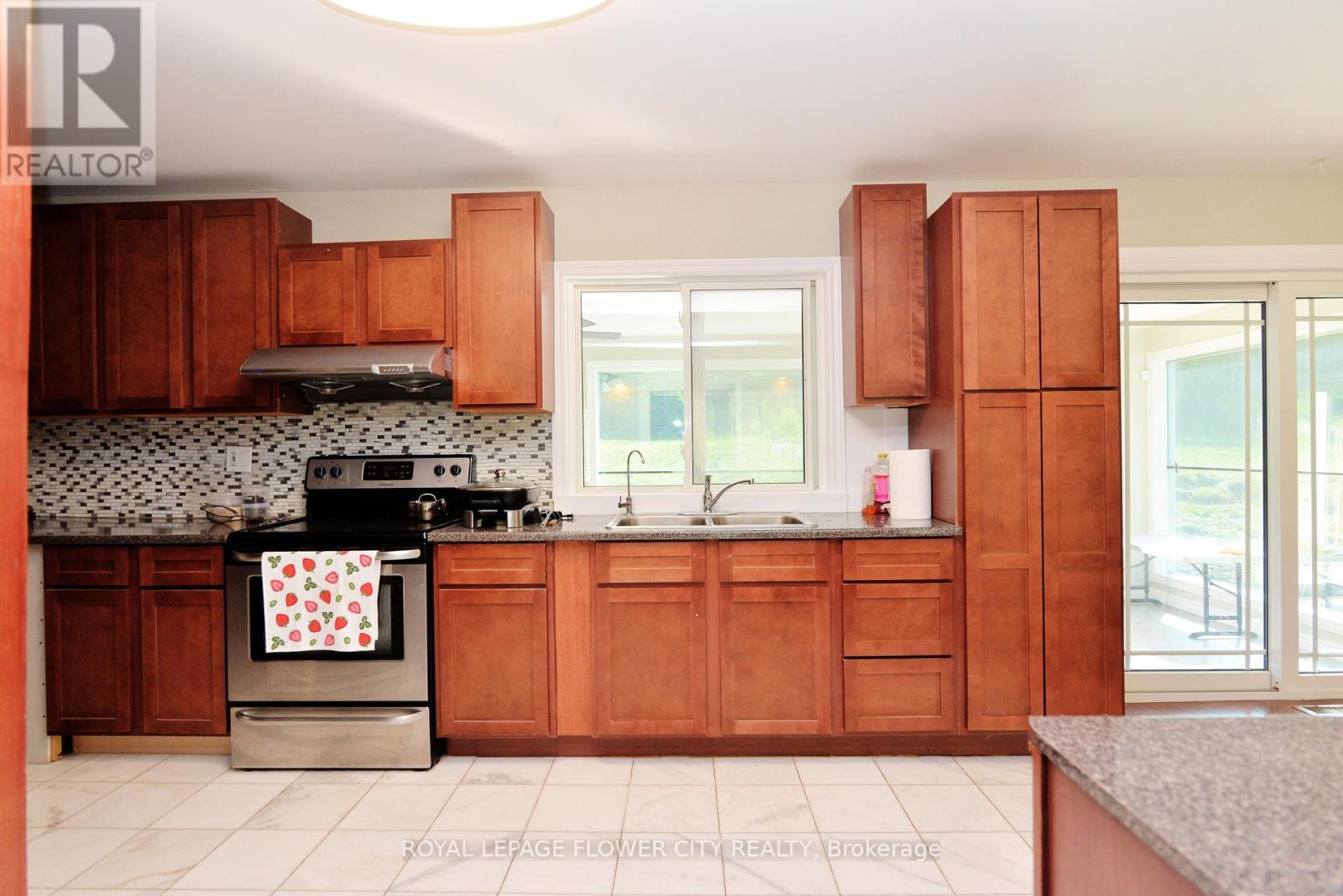 15790 Mississauga Road, Caledon, Ontario  L7C 1W8 - Photo 16 - W12474575