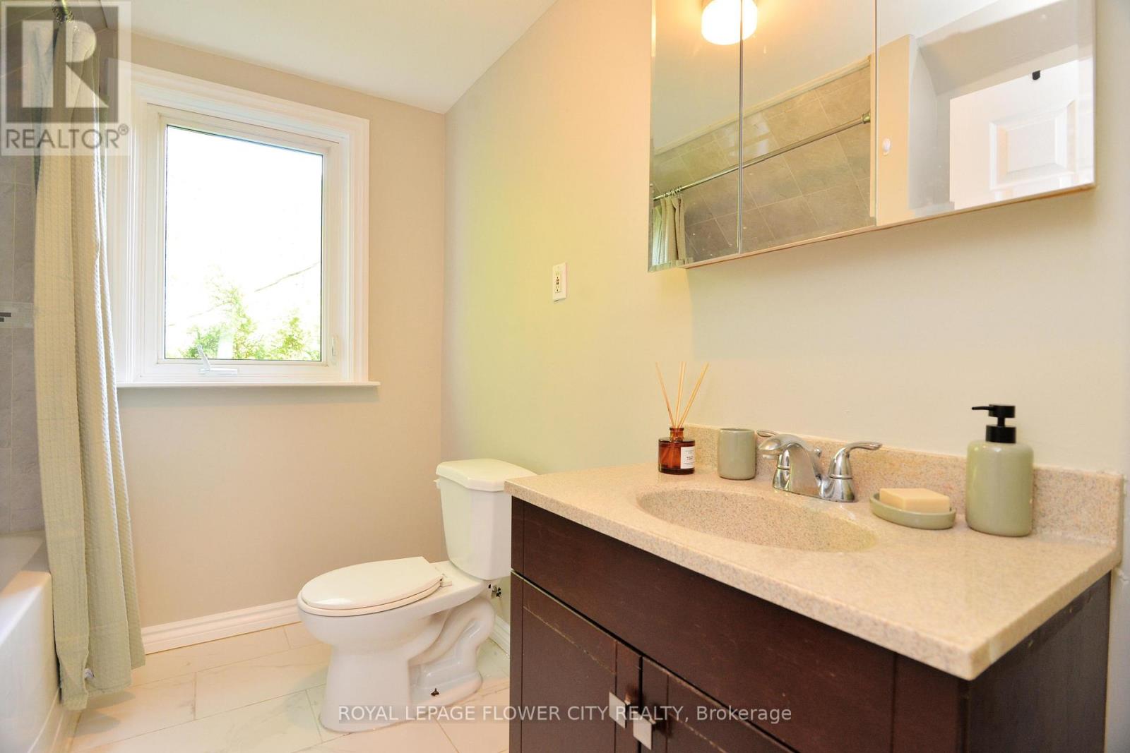 15790 Mississauga Road, Caledon, Ontario  L7C 1W8 - Photo 37 - W12474575