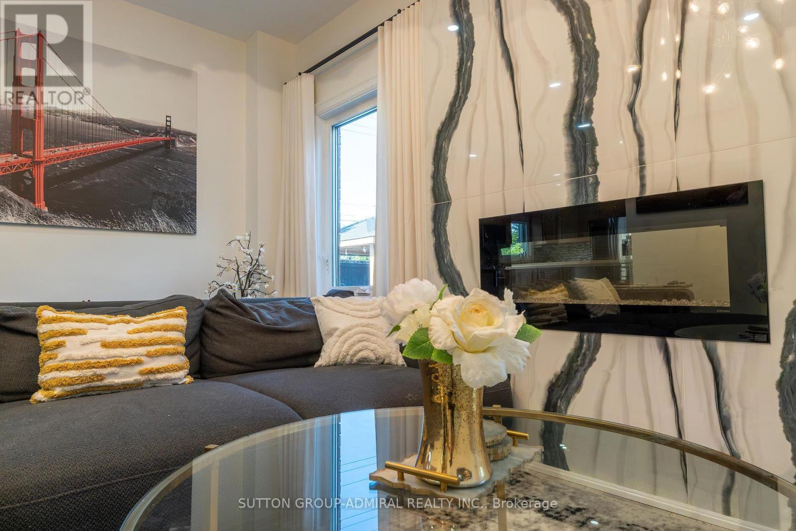 2415 Valley Heights Crescent, Oakville, Ontario  L6H 6X2 - Photo 16 - W12474576