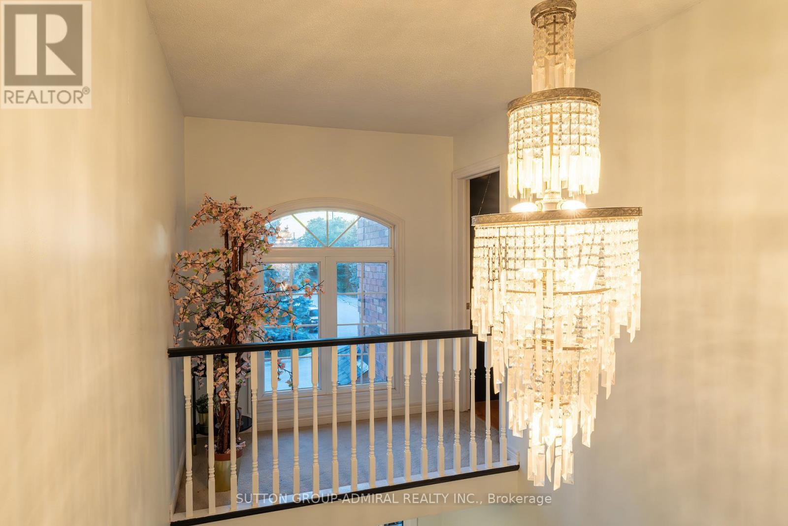 2415 Valley Heights Crescent, Oakville, Ontario  L6H 6X2 - Photo 21 - W12474576