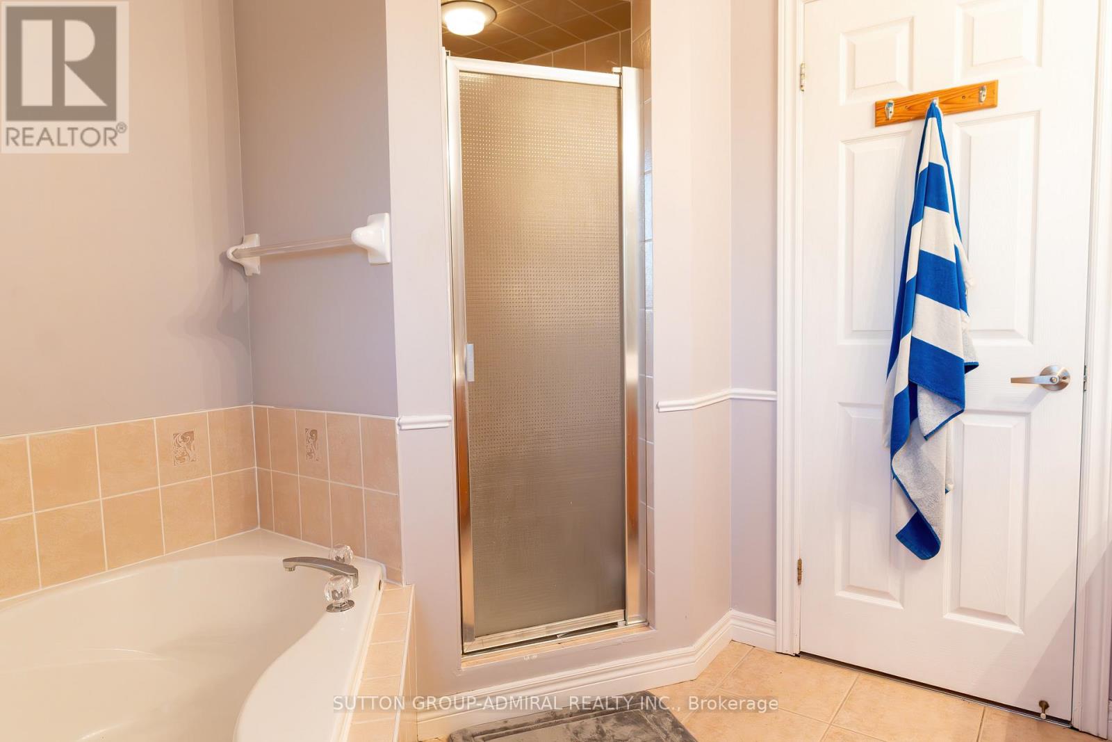 2415 Valley Heights Crescent, Oakville, Ontario  L6H 6X2 - Photo 28 - W12474576