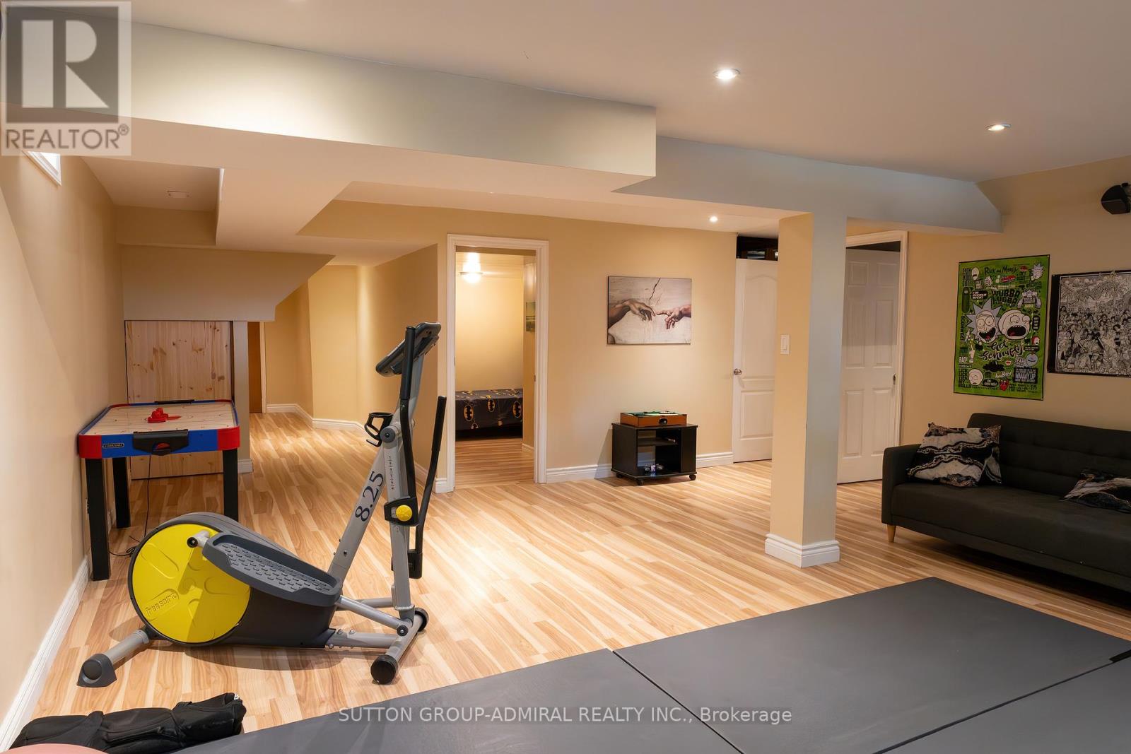 2415 Valley Heights Crescent, Oakville, Ontario  L6H 6X2 - Photo 34 - W12474576