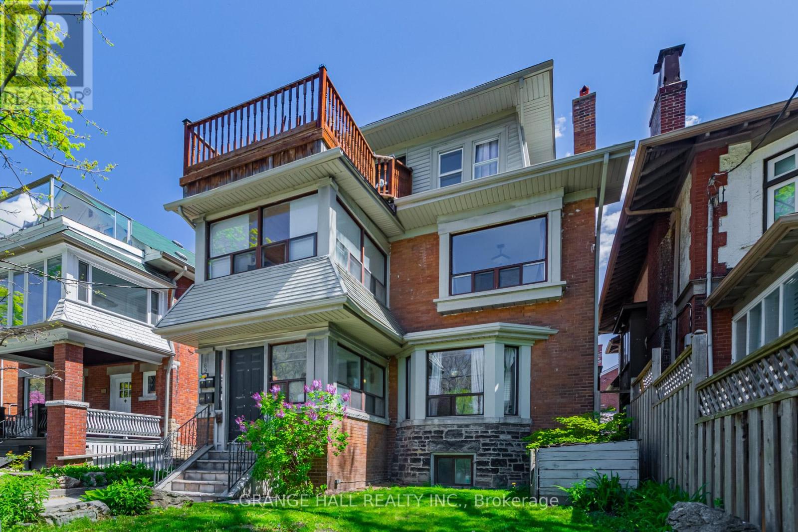 189 PARKSIDE DRIVE, Toronto, Ontario