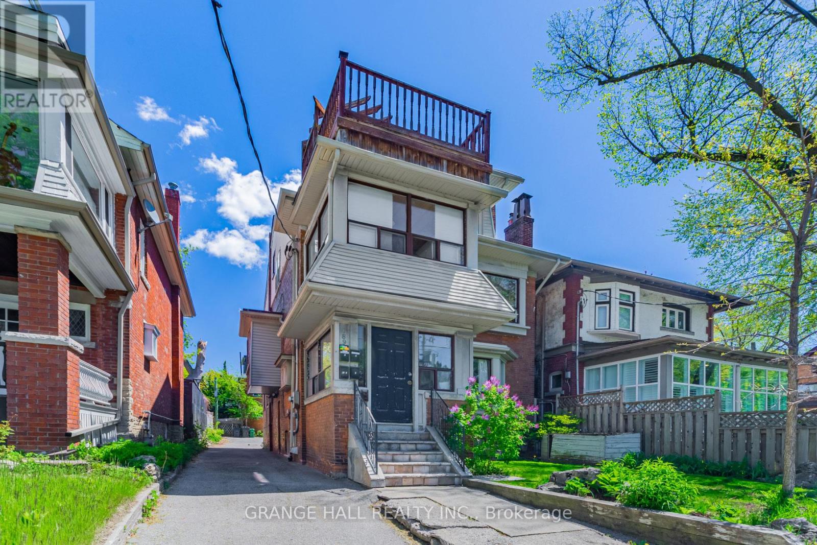 189 Parkside Drive, Toronto, Ontario  M6R 2Z1 - Photo 2 - W12474589