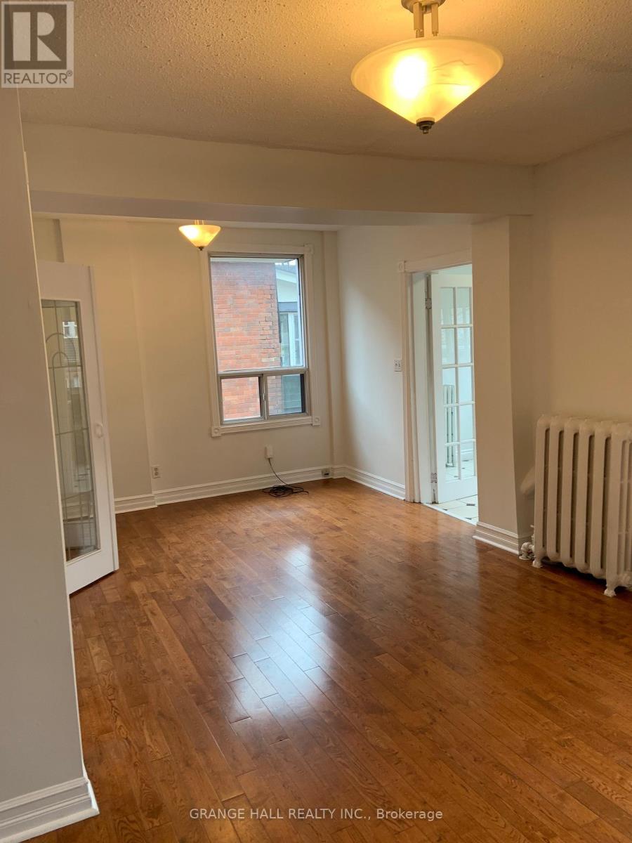 189 Parkside Drive, Toronto, Ontario  M6R 2Z1 - Photo 22 - W12474589