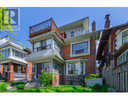 189 PARKSIDE DRIVE, Toronto, Ontario