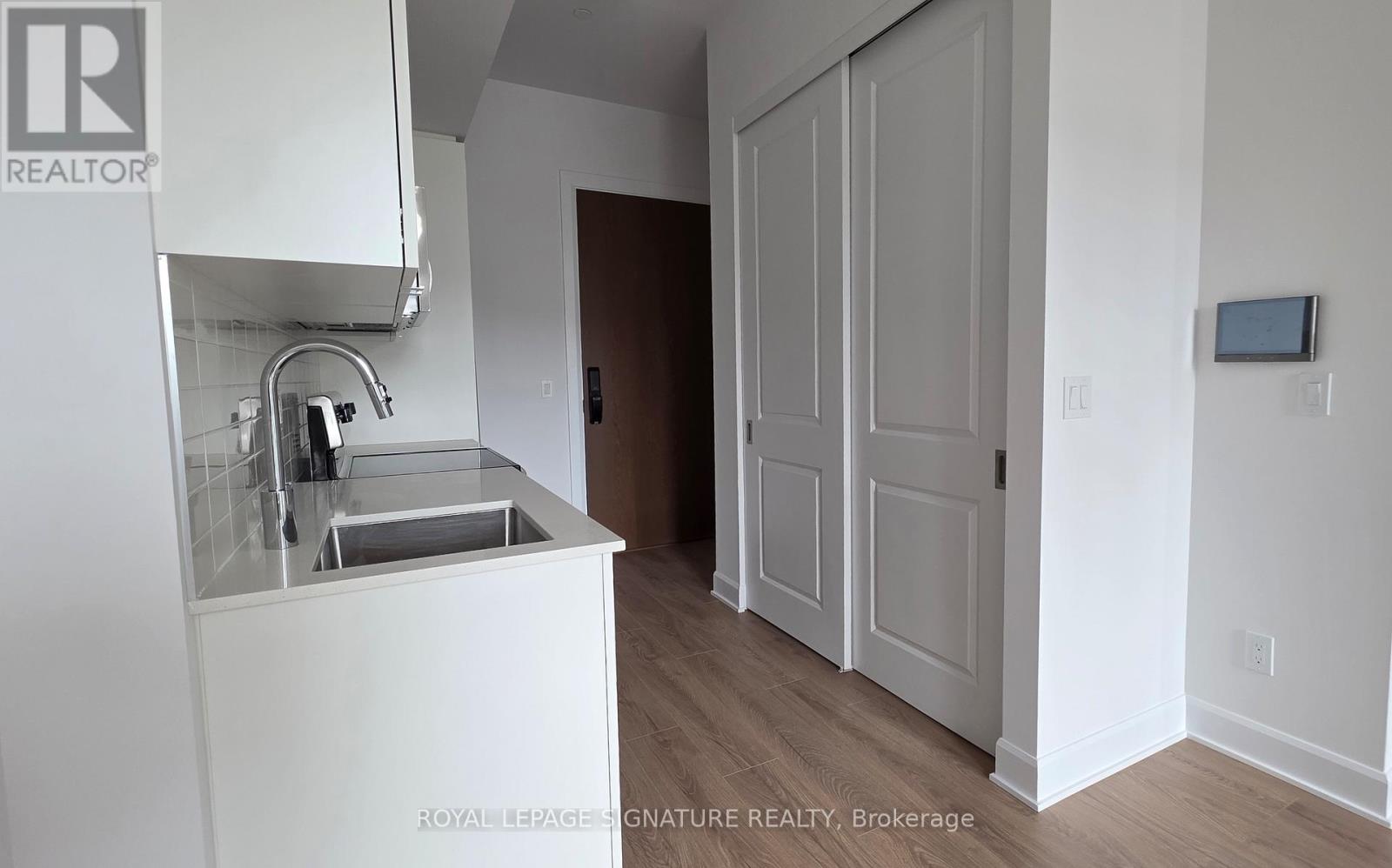 101 - 3240 William Coltson Avenue, Oakville, Ontario  L6H 0X1 - Photo 15 - W12474590