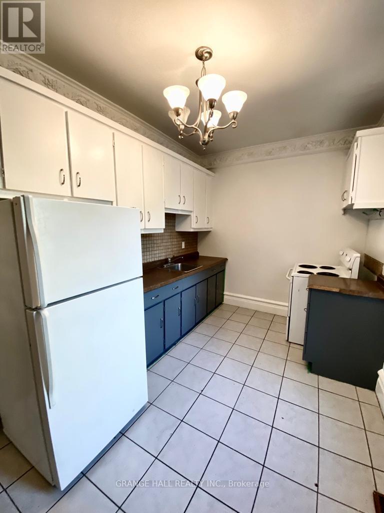 1544 King Street W, Toronto, Ontario  M6K 1J6 - Photo 13 - W12474596